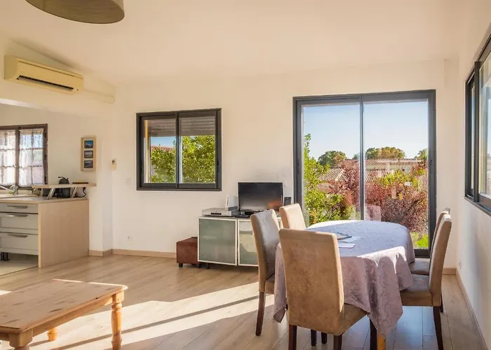 A 500m De La Feriehus *